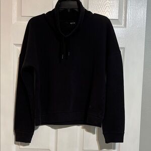 Under Armour Sweatshirt